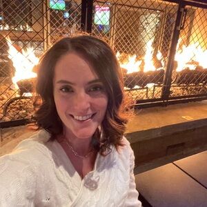 Meet your Posher, Abby